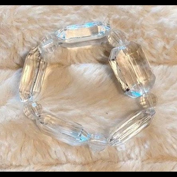 Vintage Clear Lucite Faceted Bracelet - Picture 2 of 2